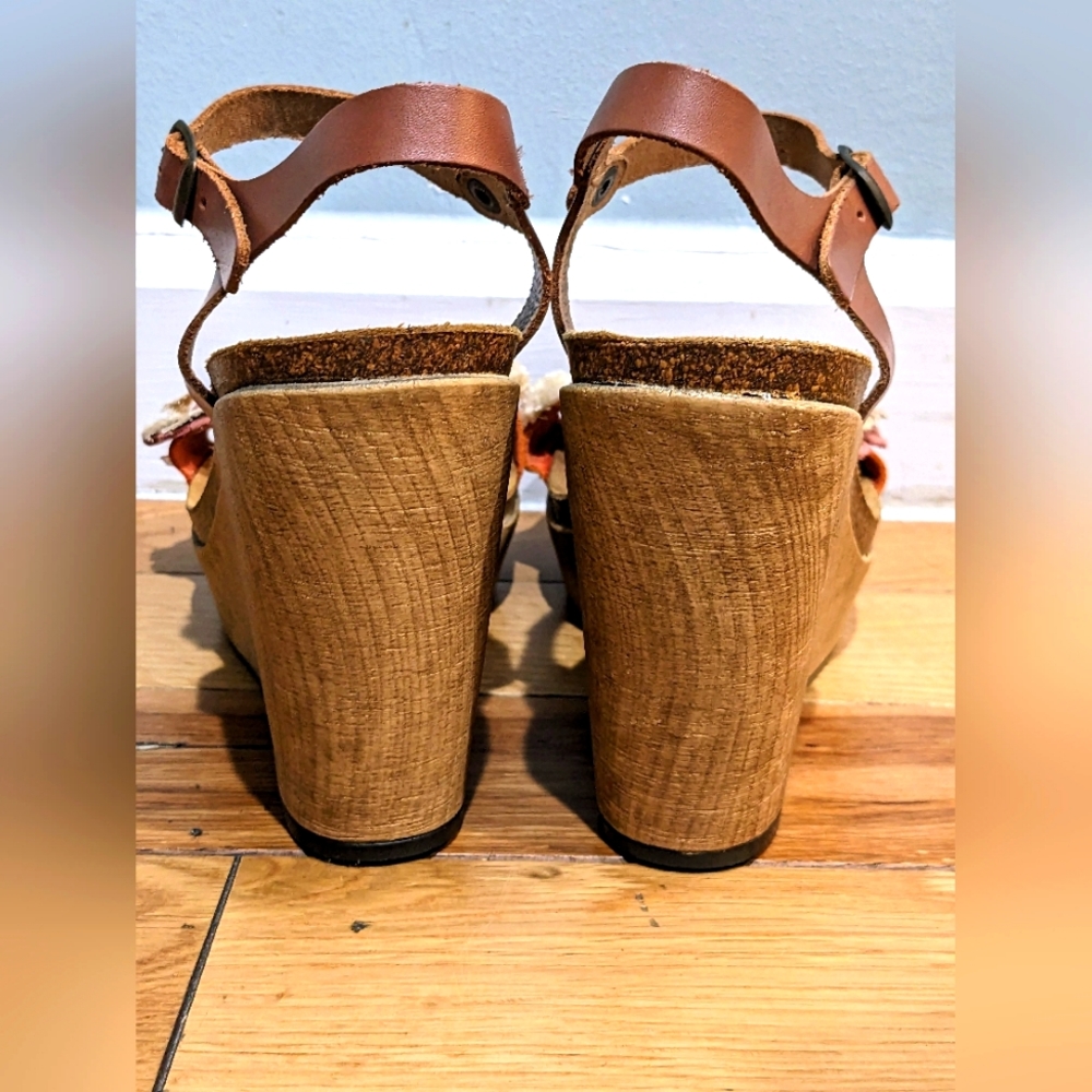 Beautiful Biostep Women's Floral Wedge Sandals - 9 - Picture 3 of 10